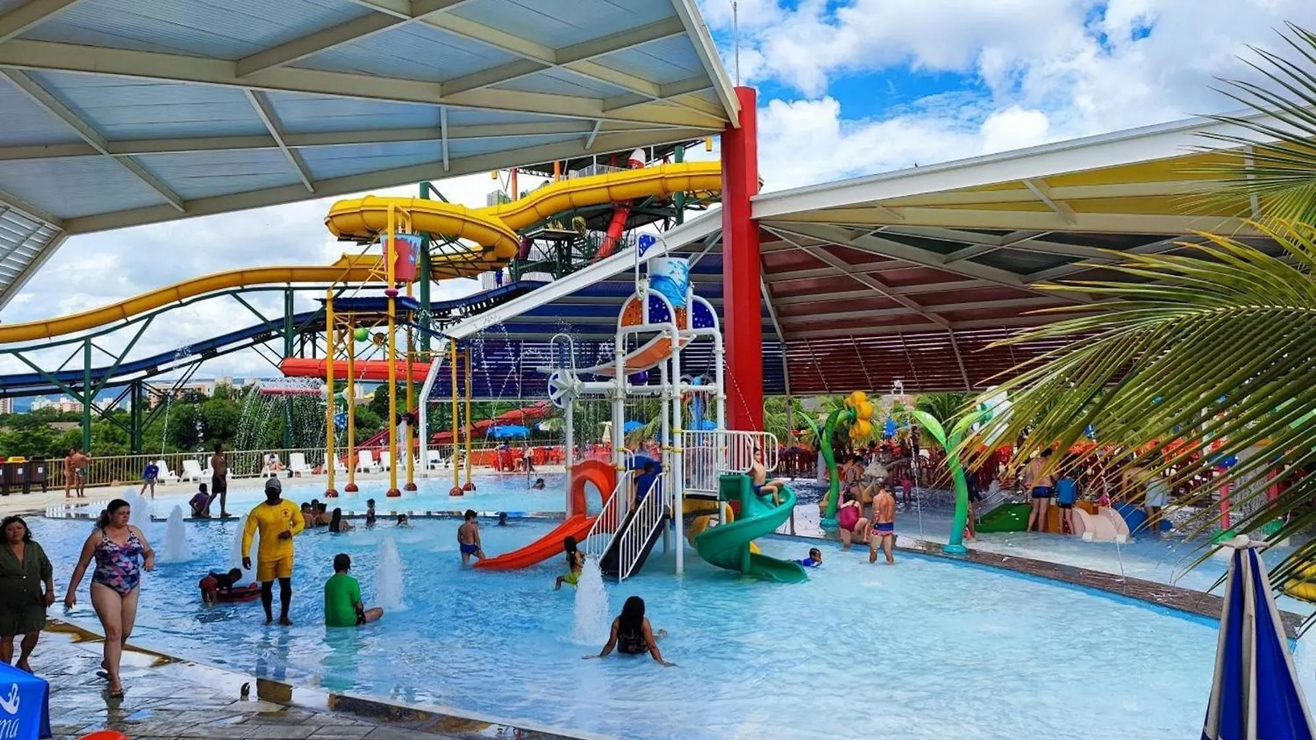 Vakantiehuis Piazza Diroma Com Acesso Ao Acqua Park Em Caldas Novas